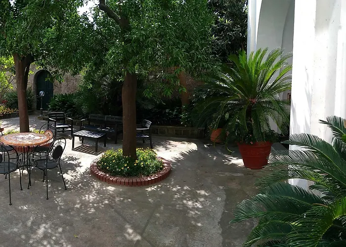 Back To Sorrento Bed & Breakfast