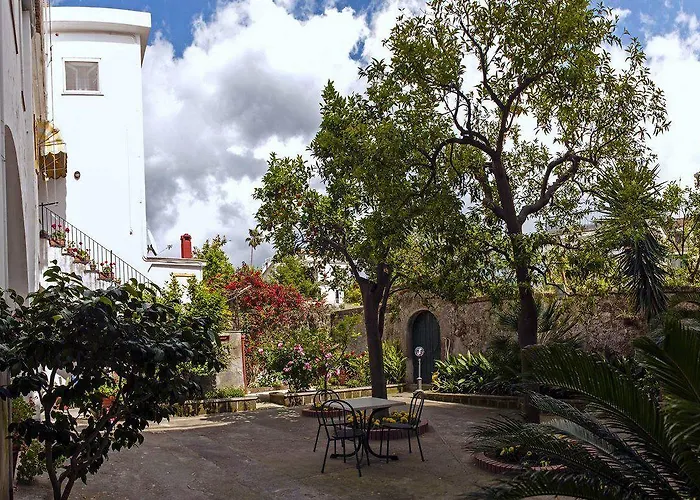 Back To Sorrento Bed & Breakfast 4*
