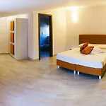 回到索伦托 4*